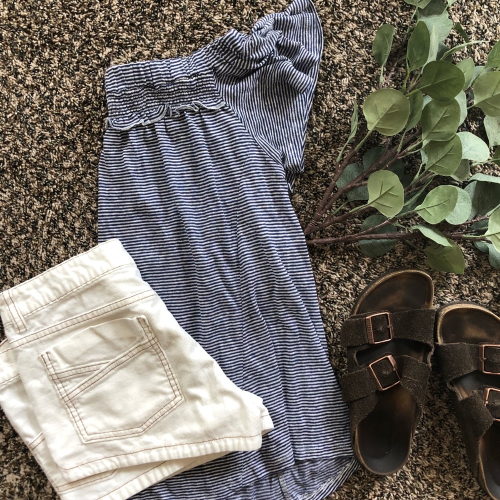 Billabong Walk on White Corduroy Shorts